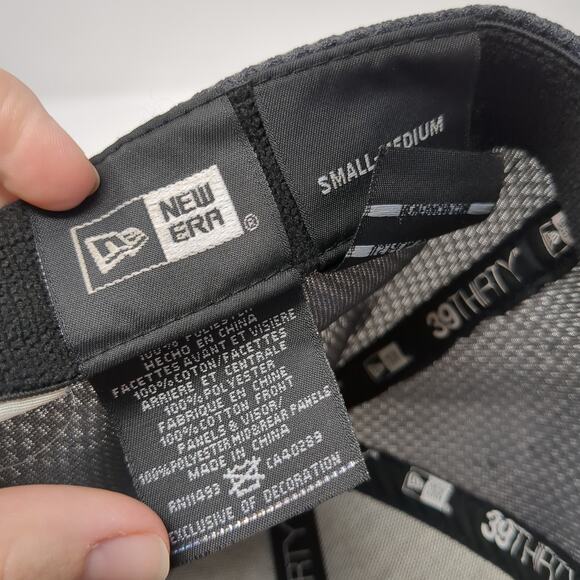 Spartan Tire Fitted Baseball Cap Gray M Embroidered 6 Panel 39Thirty New Era - Picture 9 of 9